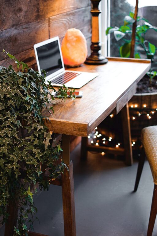 Simple Steps to Create a Cozy and Inviting Home Workspace